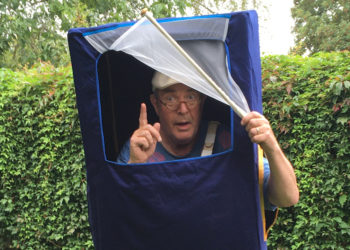 WEEKEND-ACTIVITEIT – bij ALLES IS HIER – De wandelende verhalenkast