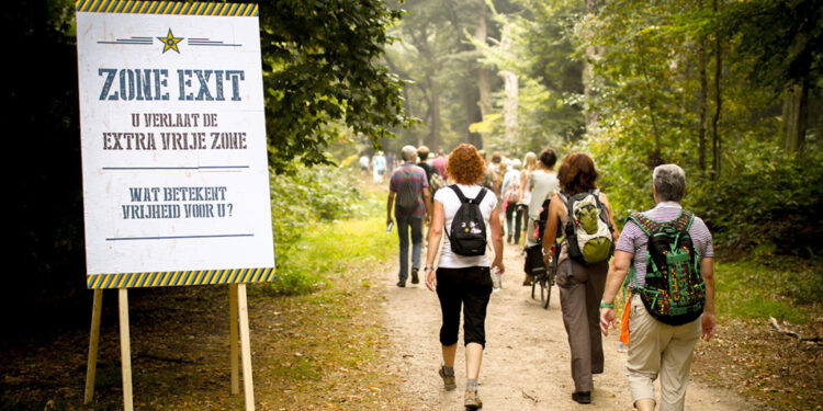 ARTBORNE 2013 – EXTRA VRIJE ZONE – O.K. Parking (Joost van der Steen en William Giessen)